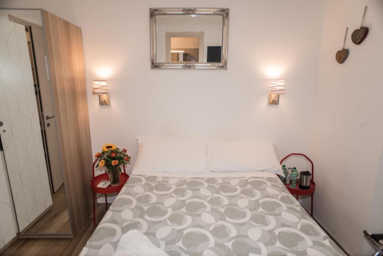 Mole Adriana Guest House Rome Exterior photo